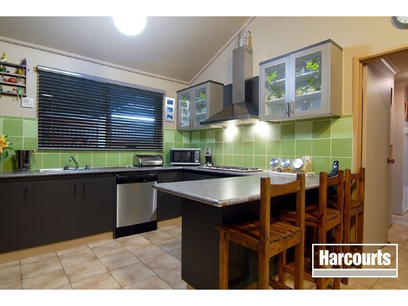 13 Denise Court, Narre Warren VIC 3805