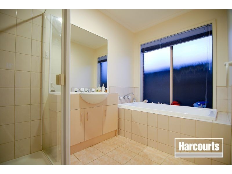 17 Dookie Court, Narre Warren VIC 3805