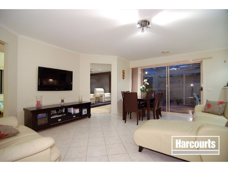 17 Dookie Court, Narre Warren VIC 3805