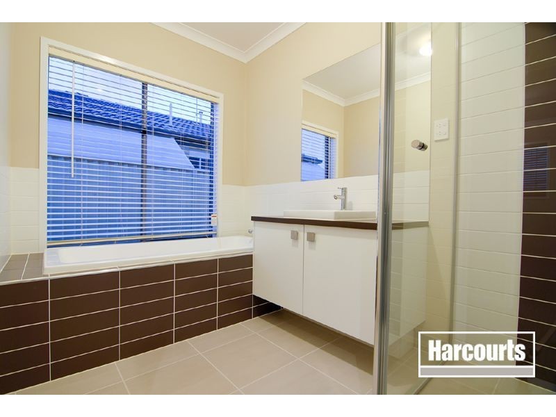 34 Salvia Avenue, Pakenham VIC 3810