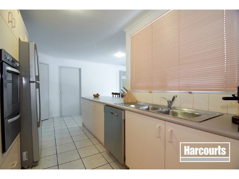 9 Godwin Avenue, Narre Warren VIC 3805