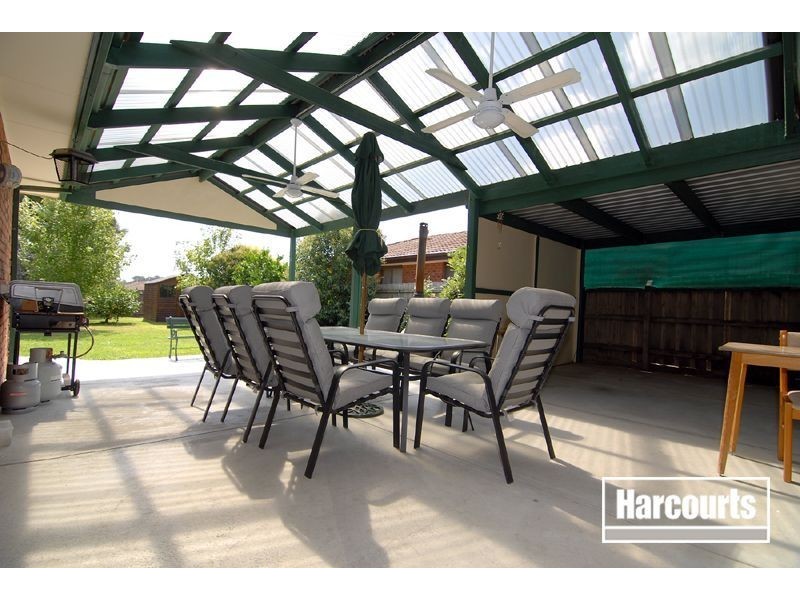 9 Godwin Avenue, Narre Warren VIC 3805