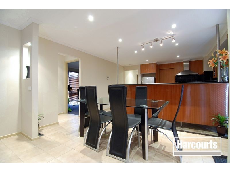 8 Diosma Court, Narre Warren VIC 3805