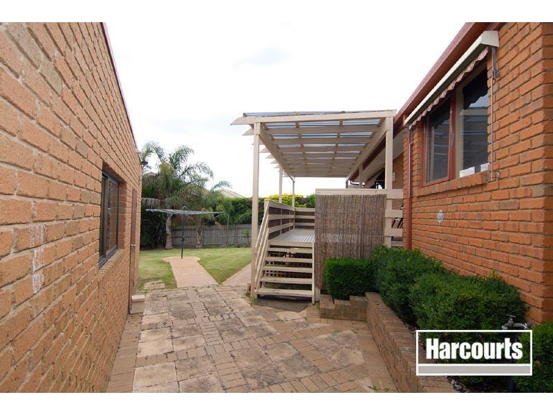 8 Diosma Court, Narre Warren VIC 3805