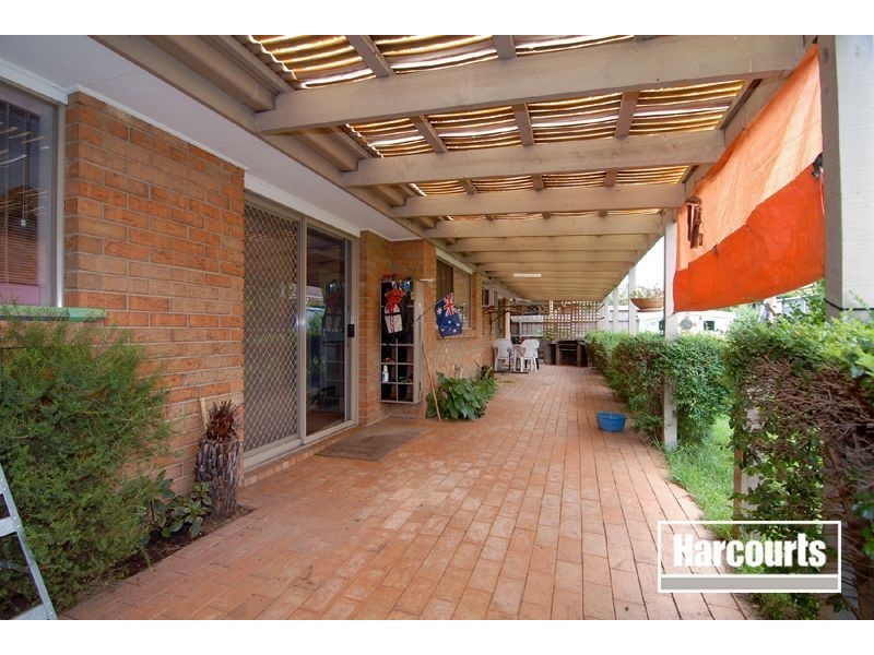 13 Denham Crescent, Cranbourne North VIC 3977