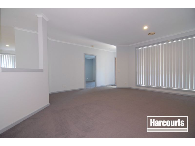 138 Hinrichsen Drive, Hallam VIC 3803