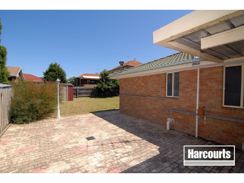 138 Hinrichsen Drive, Hallam VIC 3803