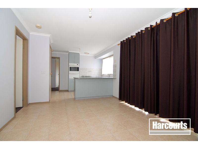 6 Nabilla Court, Pakenham VIC 3810