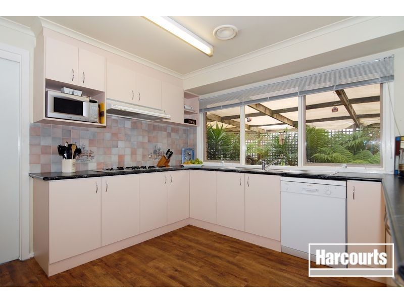 4 Tingle Close, Narre Warren VIC 3805