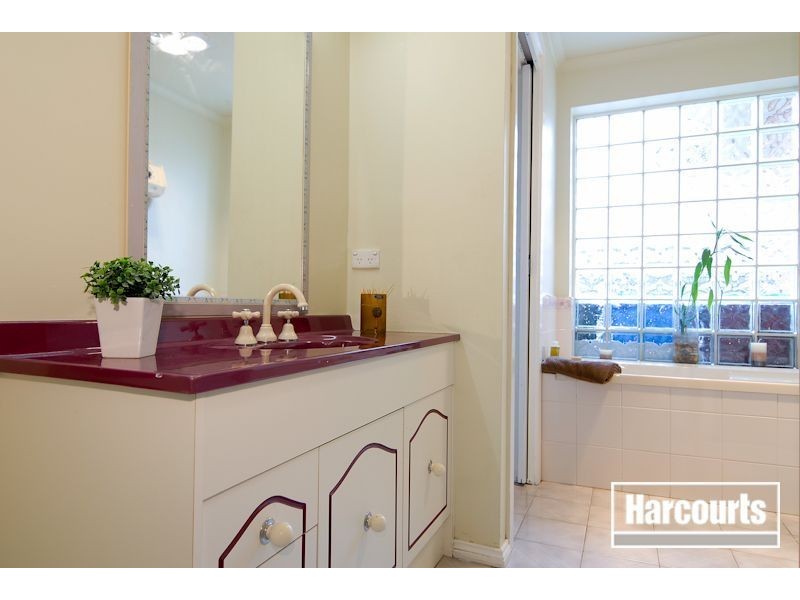 4 Tingle Close, Narre Warren VIC 3805