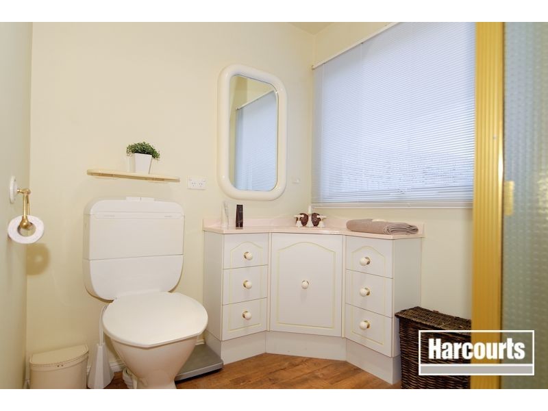 4 Tingle Close, Narre Warren VIC 3805