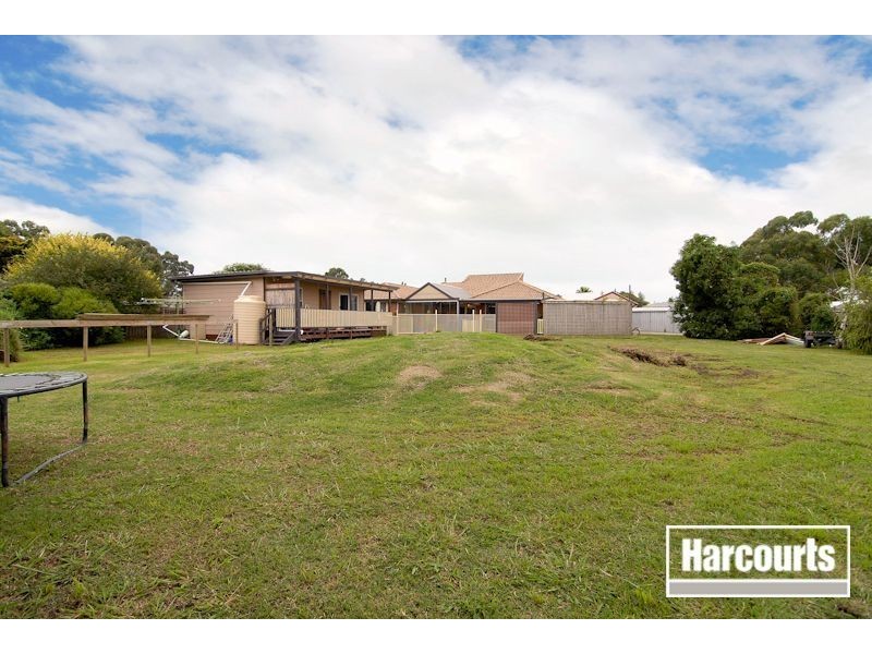 4 Tingle Close, Narre Warren VIC 3805