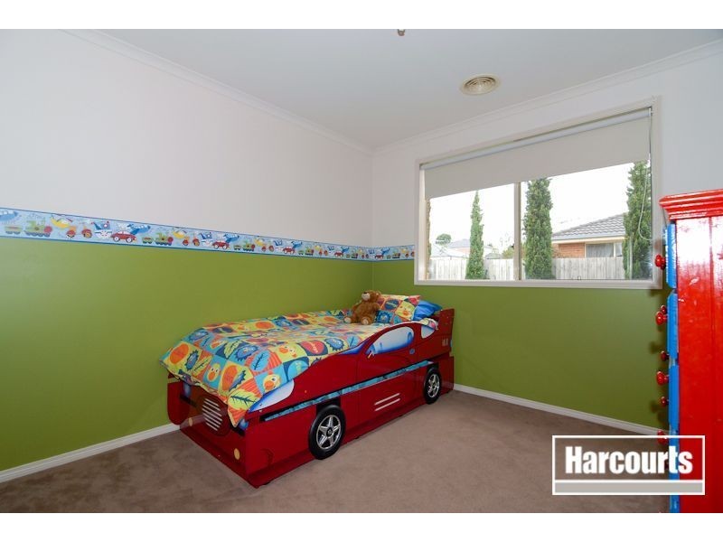 7 Milton Place, Narre Warren South VIC 3805
