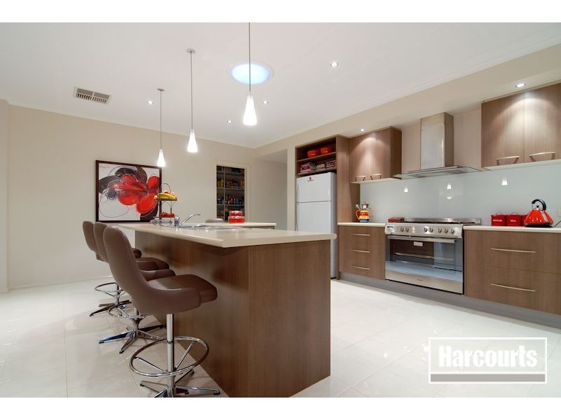 2 Kimberley Downs Court, Narre Warren South VIC 3805