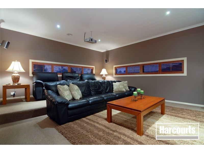 2 Kimberley Downs Court, Narre Warren South VIC 3805