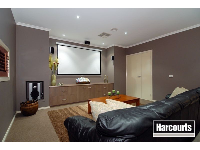 2 Kimberley Downs Court, Narre Warren South VIC 3805