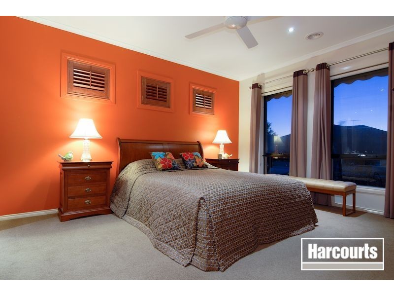 2 Kimberley Downs Court, Narre Warren South VIC 3805