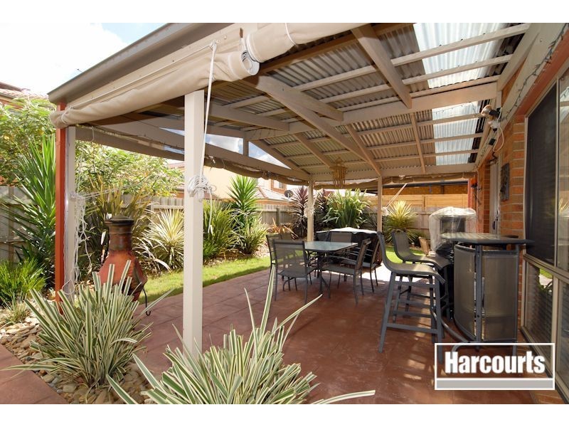 32 Amhurst Drive, Narre Warren South VIC 3805