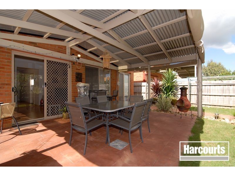 32 Amhurst Drive, Narre Warren South VIC 3805