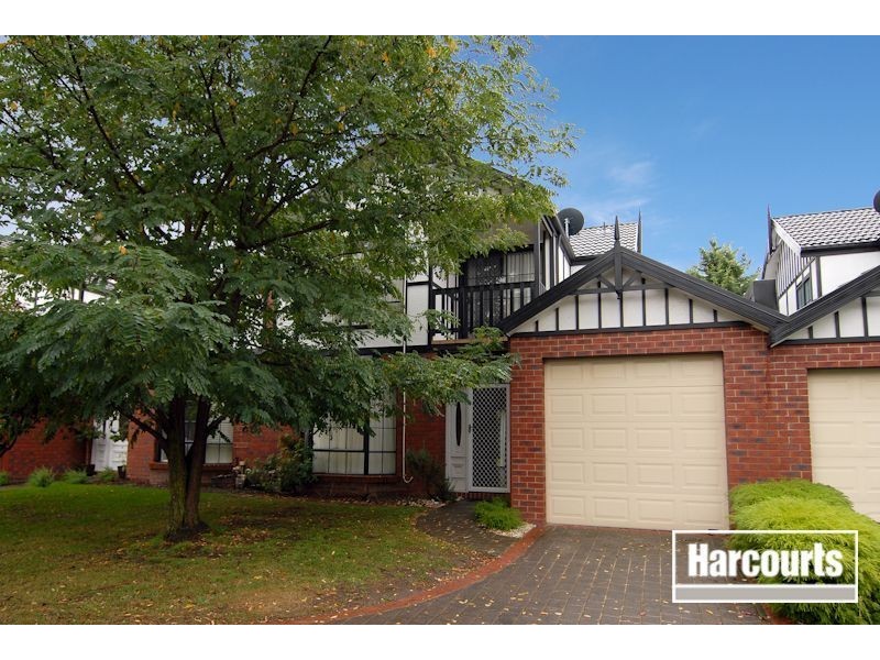 4/40-44 Warrawong Drive, Berwick VIC 3806