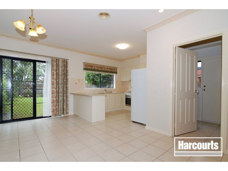 4/40-44 Warrawong Drive, Berwick VIC 3806