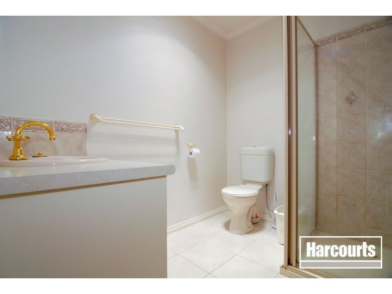 4/40-44 Warrawong Drive, Berwick VIC 3806