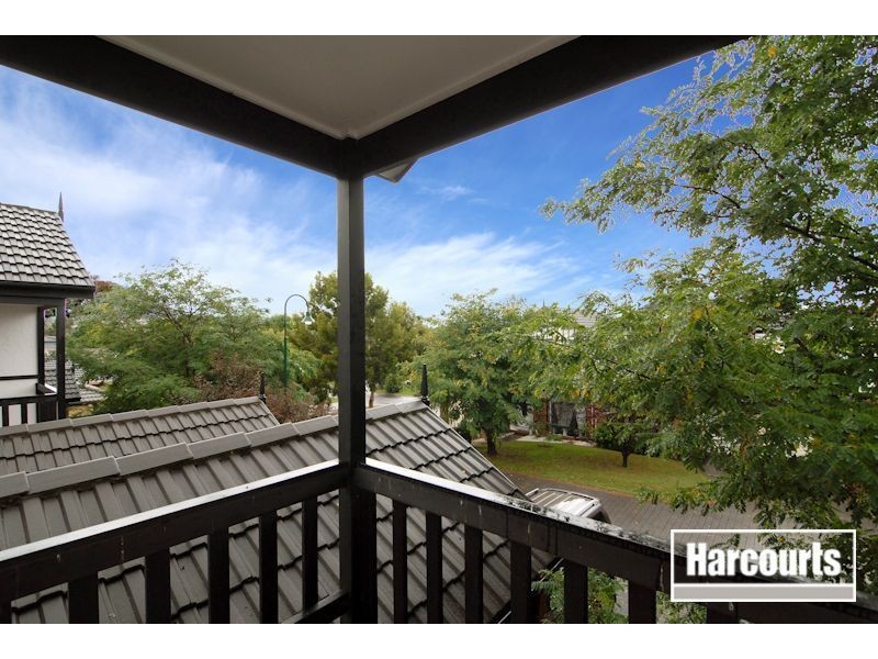 4/40-44 Warrawong Drive, Berwick VIC 3806