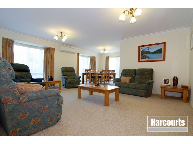 11-12 Monroe Court, Narre Warren North VIC 3804