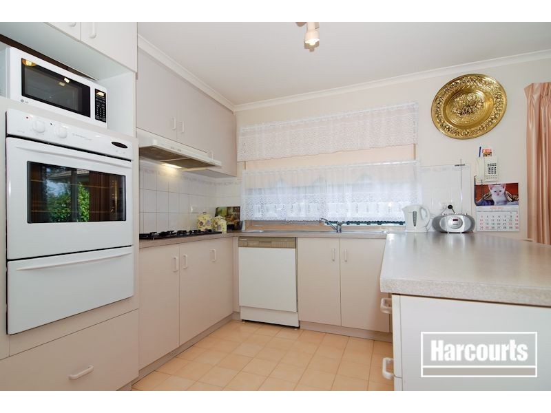 121 Kurrajong Road, Narre Warren VIC 3805