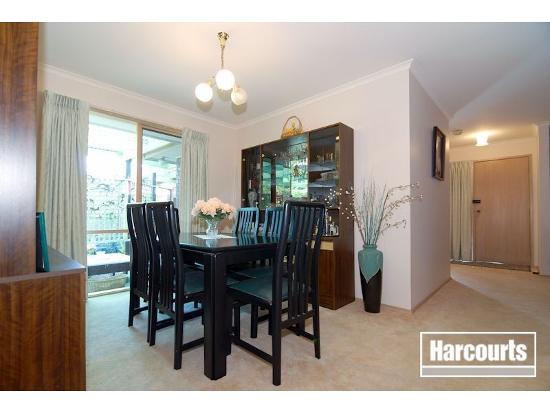 121 Kurrajong Road, Narre Warren VIC 3805