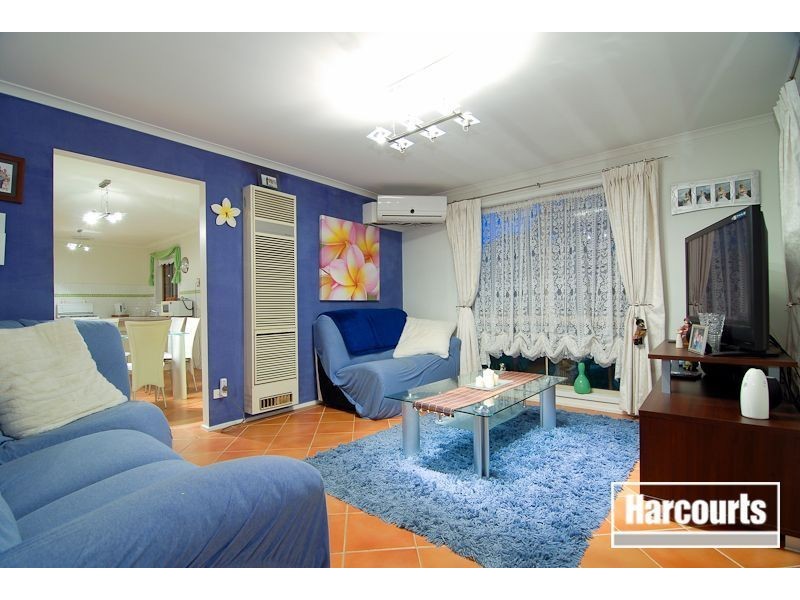 1/9-11 Olive Road, Eumemmerring VIC 3177