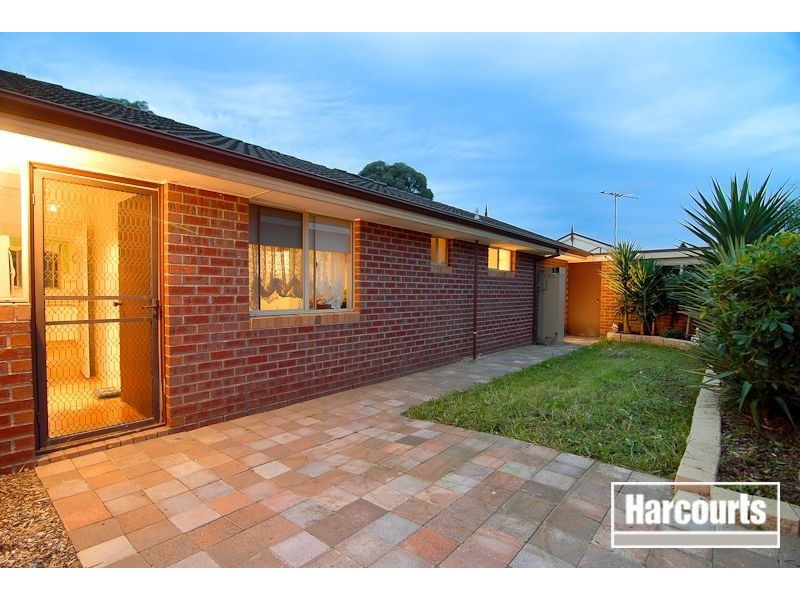 1/9-11 Olive Road, Eumemmerring VIC 3177
