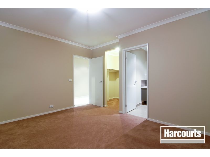 30 Salvia Avenue, Pakenham VIC 3810