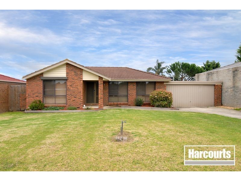 10 Terry Close, Narre Warren VIC 3805