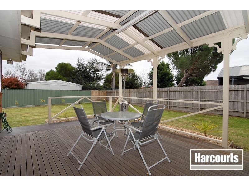 10 Terry Close, Narre Warren VIC 3805