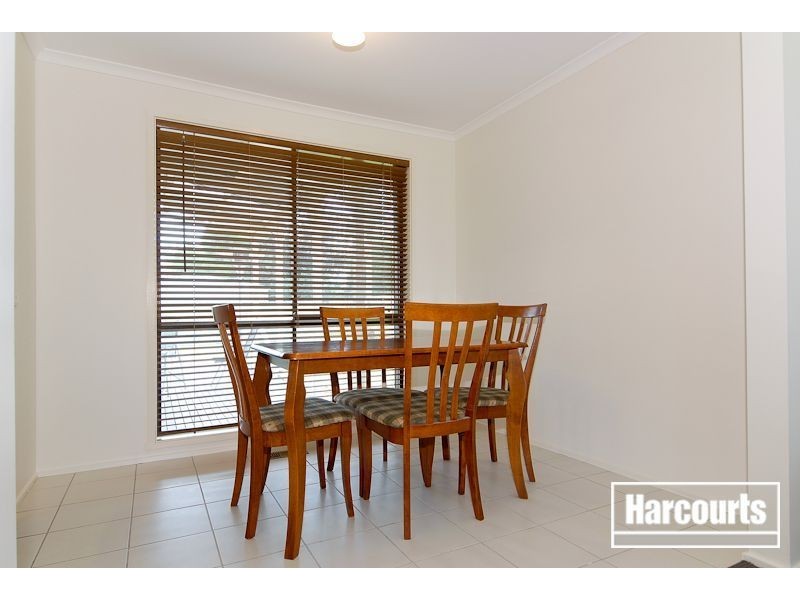 10 Terry Close, Narre Warren VIC 3805