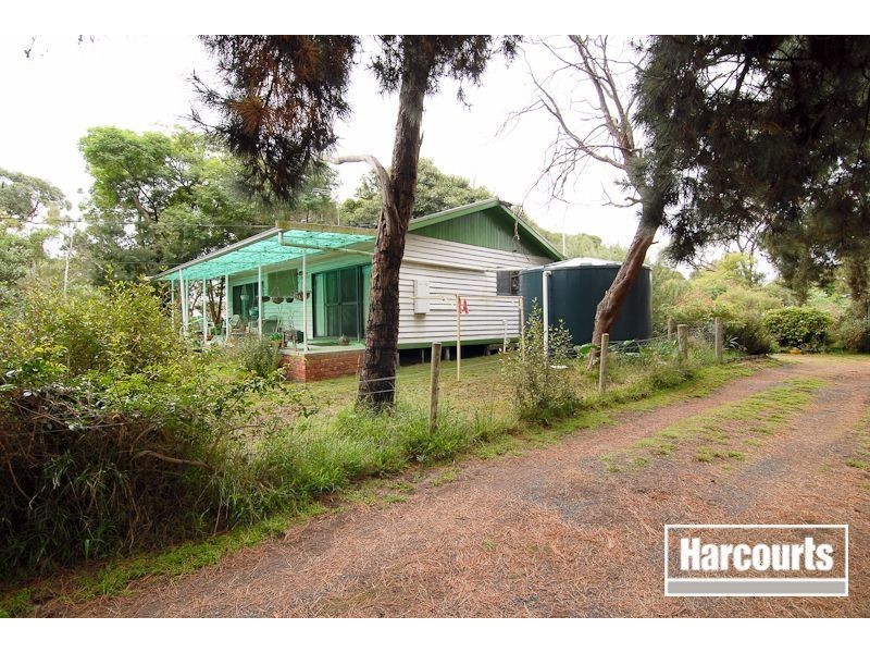 90 Langley Road, Cranbourne South VIC 3977