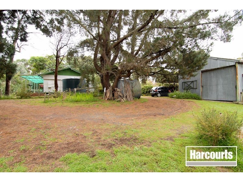 90 Langley Road, Cranbourne South VIC 3977