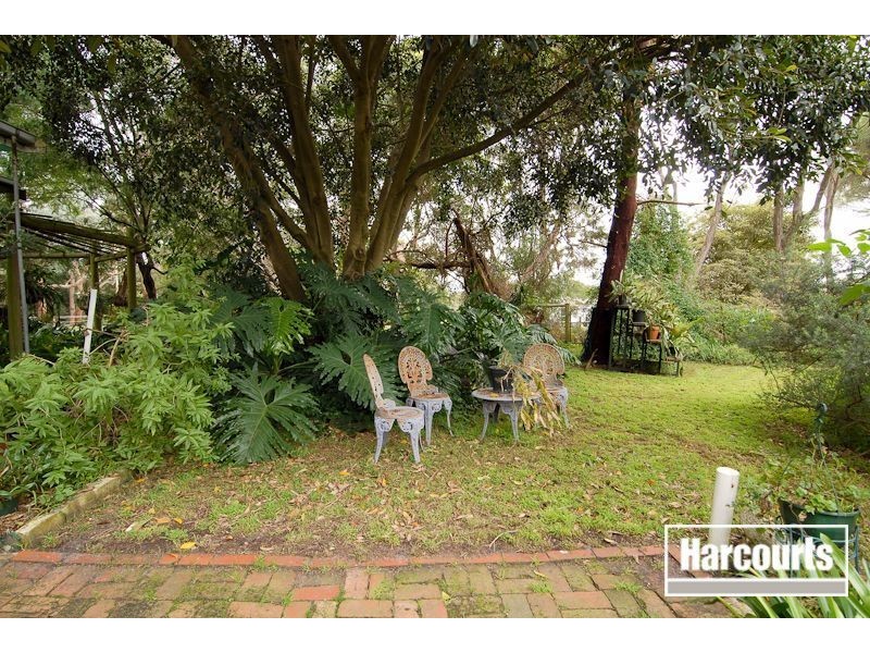 90 Langley Road, Cranbourne South VIC 3977