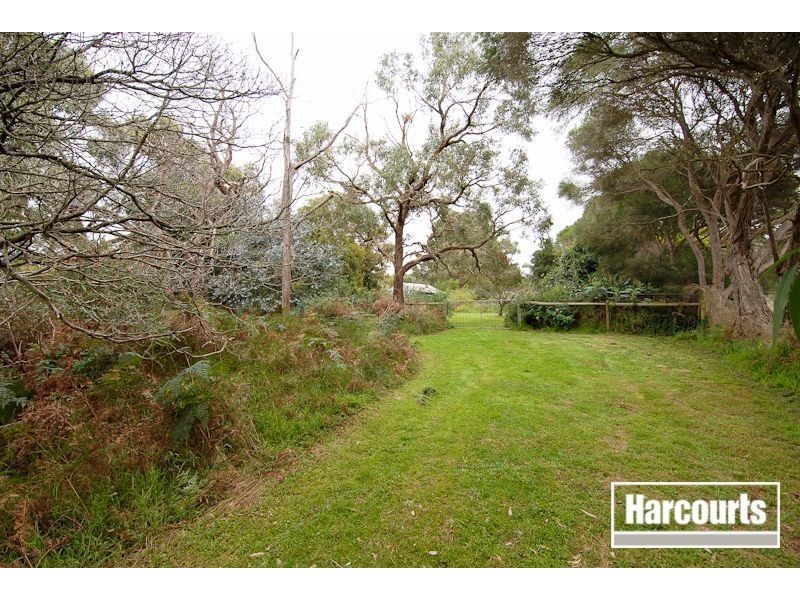 90 Langley Road, Cranbourne South VIC 3977