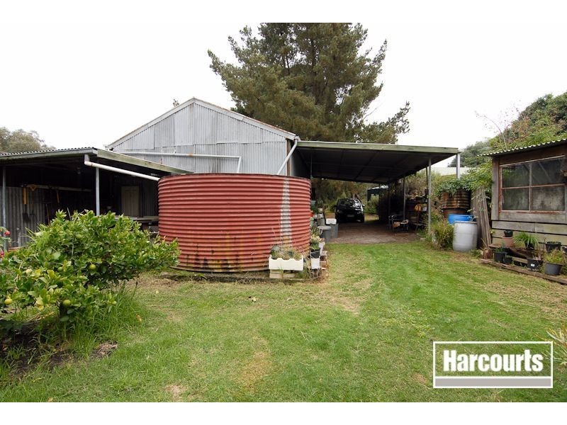 90 Langley Road, Cranbourne South VIC 3977