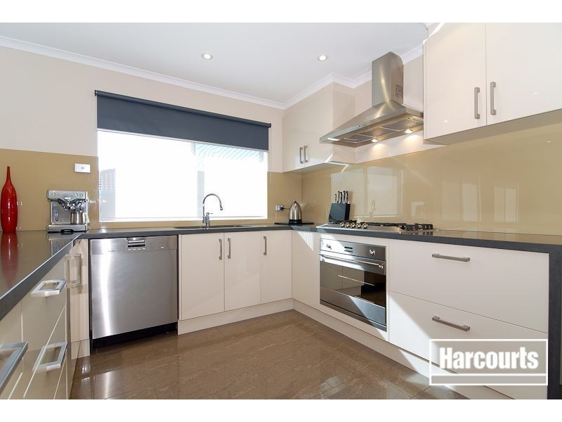 11 Hedley Court, Narre Warren VIC 3805