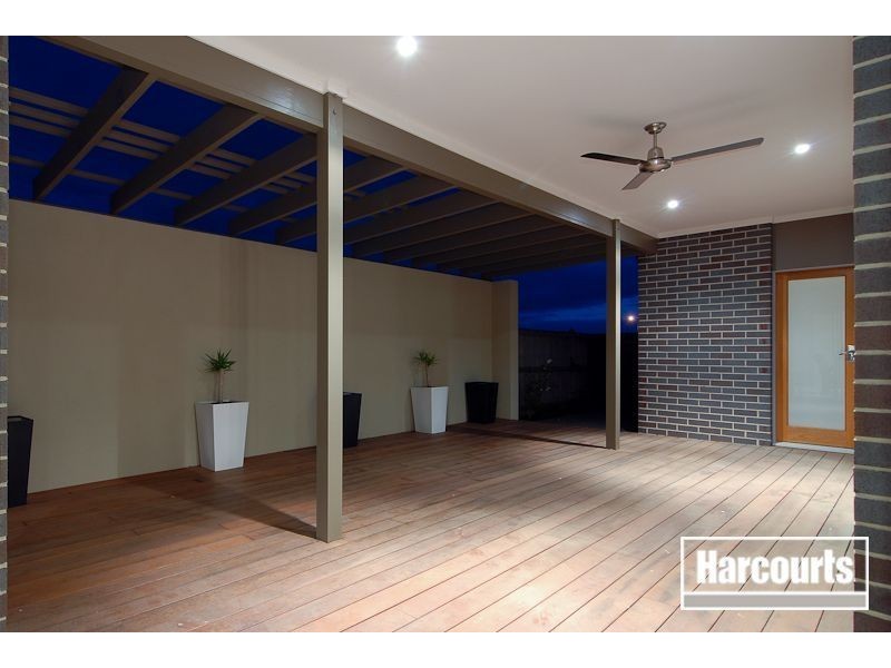 40 Wild Scotchman Way, Cranbourne East VIC 3977