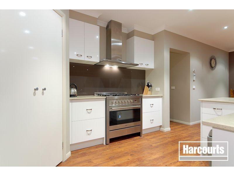 20 Orsino Place, Berwick VIC 3806