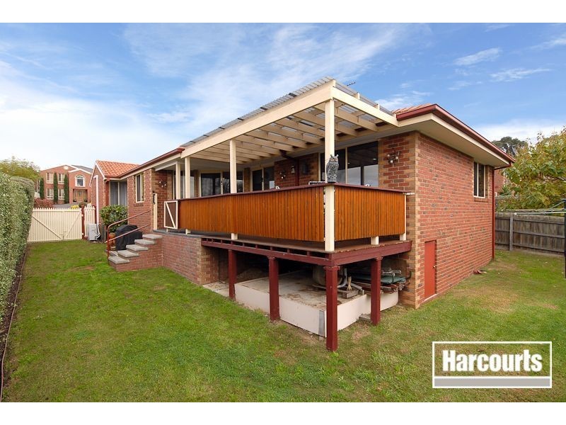 30 Oakleaf Place, Narre Warren South VIC 3805