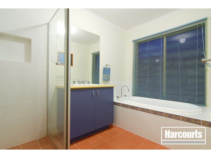 4 Liverpool Court, Narre Warren South VIC 3805