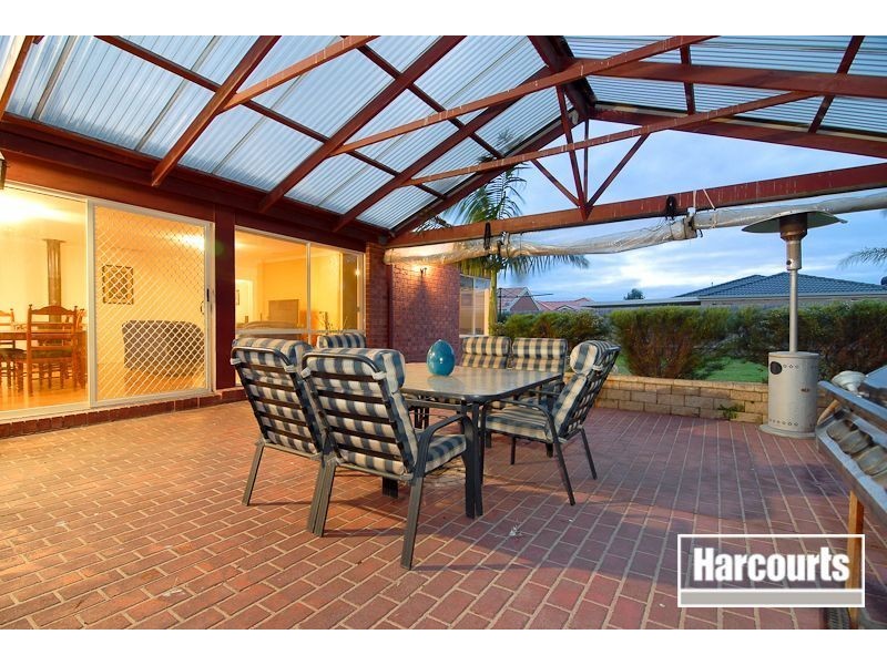 4 Liverpool Court, Narre Warren South VIC 3805