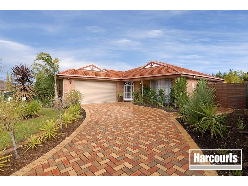 25 Warrenwood Place, Narre Warren VIC 3805