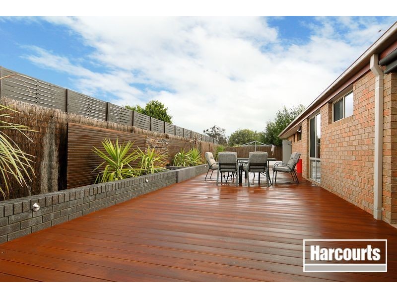 25 Warrenwood Place, Narre Warren VIC 3805
