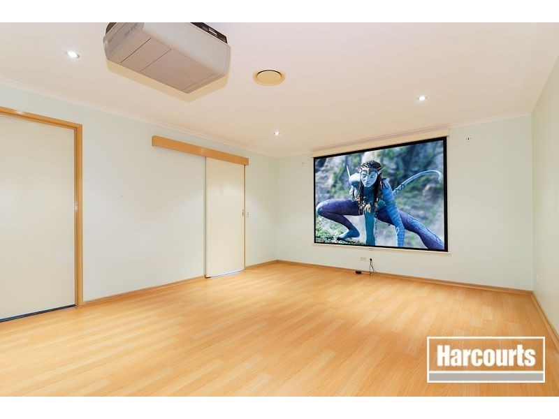 9 Kanumbra Court, Hallam VIC 3803